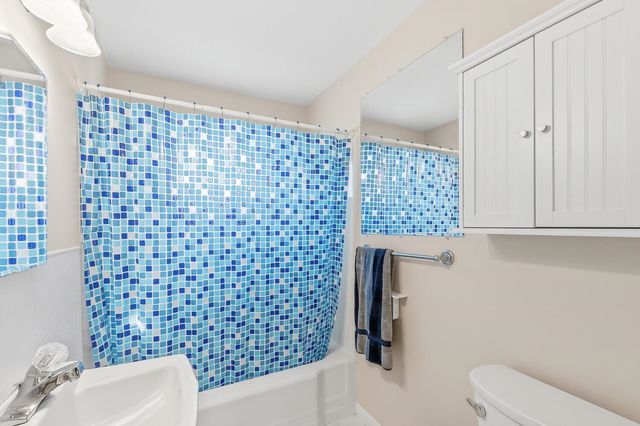 1325 W Jewell Street, Wichita, KS 67217