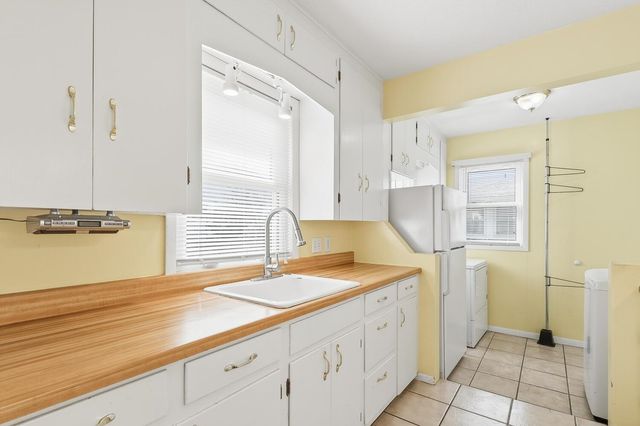 1325 W Jewell Street, Wichita, KS 67217