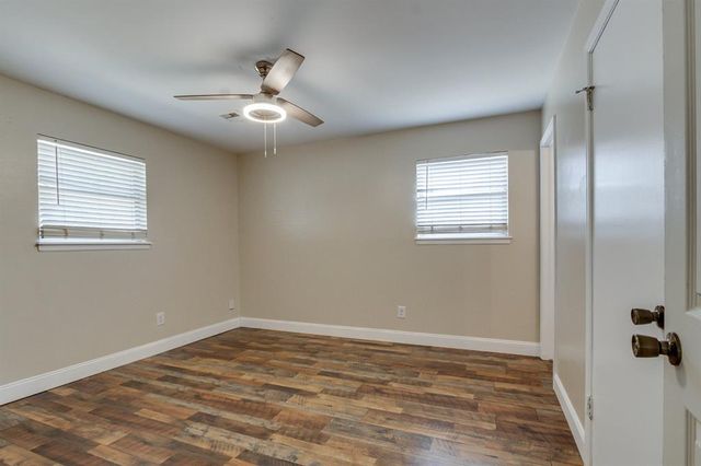 786 NW 1st Street, Moore, OK 73160