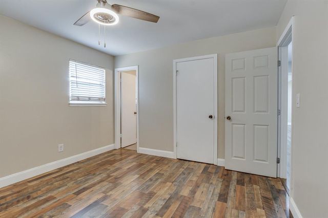 786 NW 1st Street, Moore, OK 73160