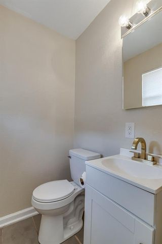 786 NW 1st Street, Moore, OK 73160