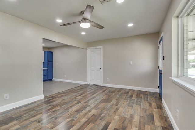 786 NW 1st Street, Moore, OK 73160