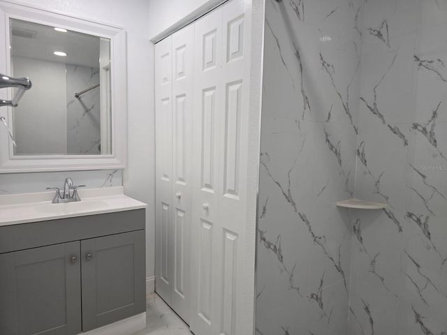 1813 HACIENDA WAY, Holiday, FL 34690