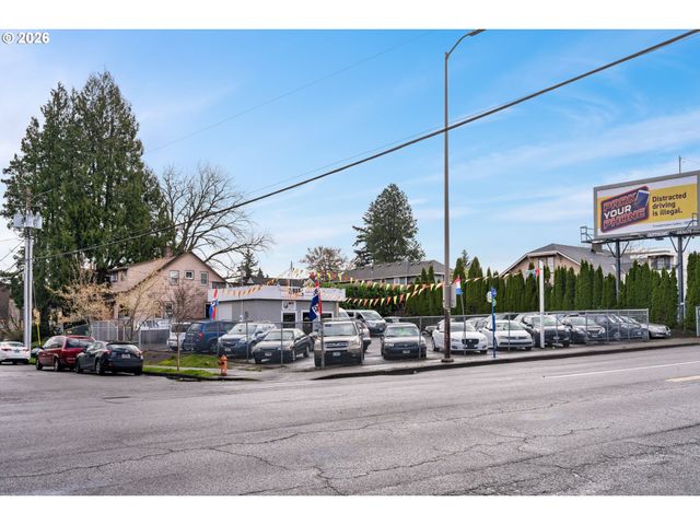 7062 Ne M L KING Blvd, Portland, OR 97211