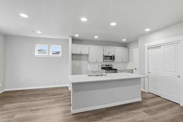 5316 N Sun Beam Ln, Spokane, WA 99217