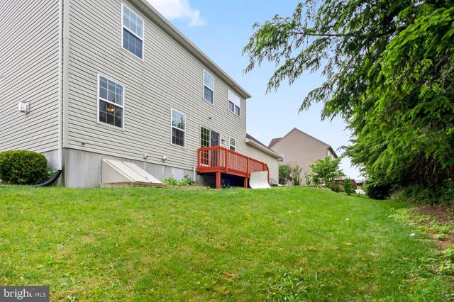 7777 MANADA CREEK DR, Harrisburg, PA 17112