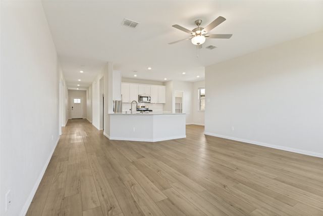 1237 Almond Road, Azle, TX 76020