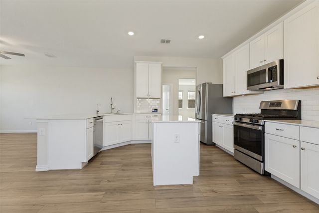 1237 Almond Road, Azle, TX 76020