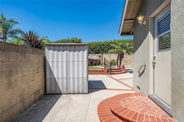 7820 E Ritchie Street, Long Beach, CA 90808