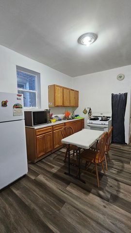 2403 S St Louis Avenue, Chicago, IL 60623