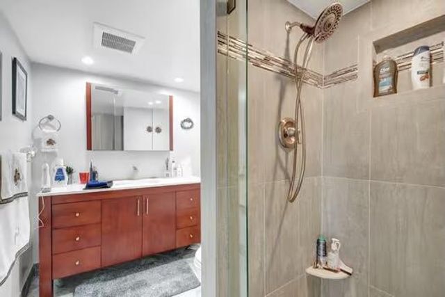 3589 S Ocean Boulevard 37, South Palm Beach, FL 33480