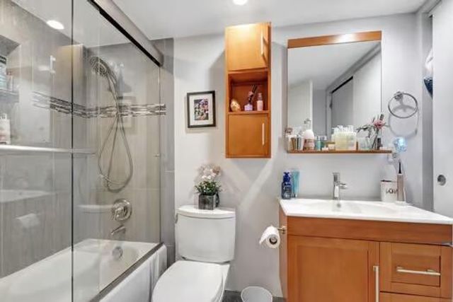 3589 S Ocean Boulevard 37, South Palm Beach, FL 33480