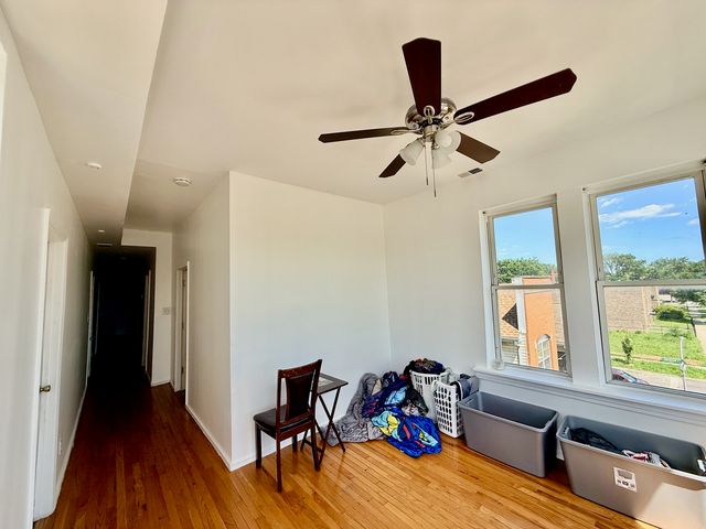1140 S Keeler Avenue, Chicago, IL 60624