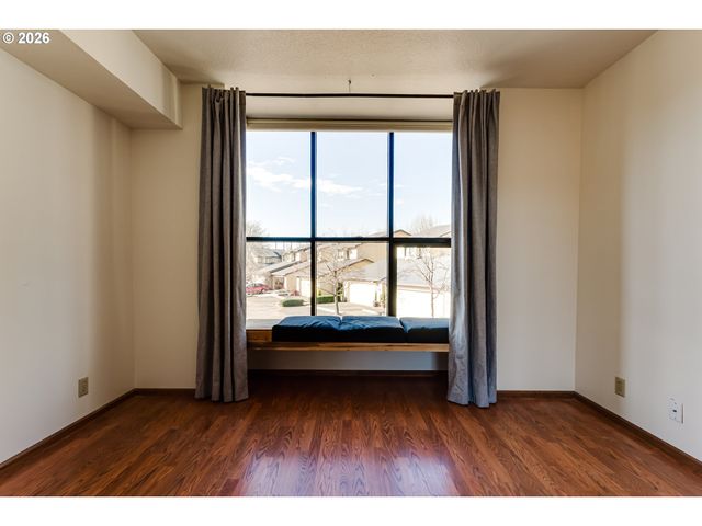 606 WIMBLEDON Ct, Eugene, OR 97401