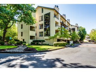 606 WIMBLEDON Ct, Eugene, OR 97401