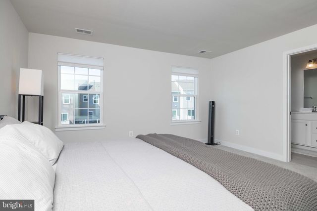 427 SWEDE LANDING LN, Middletown, DE 19709