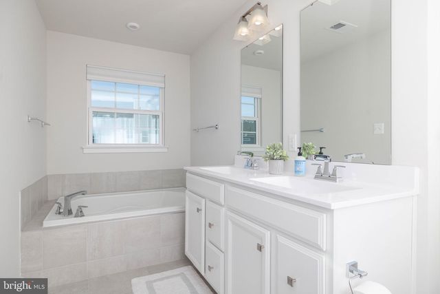427 SWEDE LANDING LN, Middletown, DE 19709