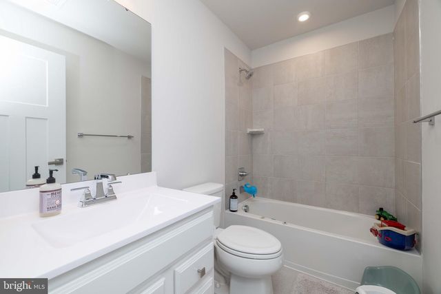 427 SWEDE LANDING LN, Middletown, DE 19709