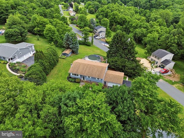 30 HILL DR, York Haven, PA 17370