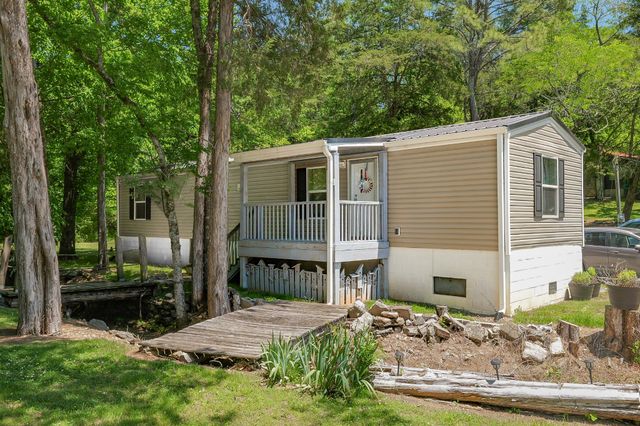 21 Lincoln Lake Rd, Kelso, TN 37348