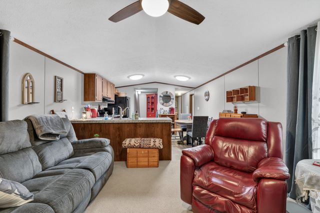 21 Lincoln Lake Rd, Kelso, TN 37348