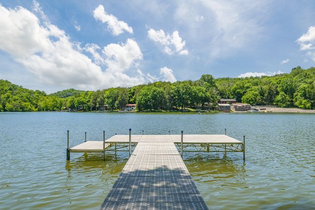 21 Lincoln Lake Rd, Kelso, TN 37348