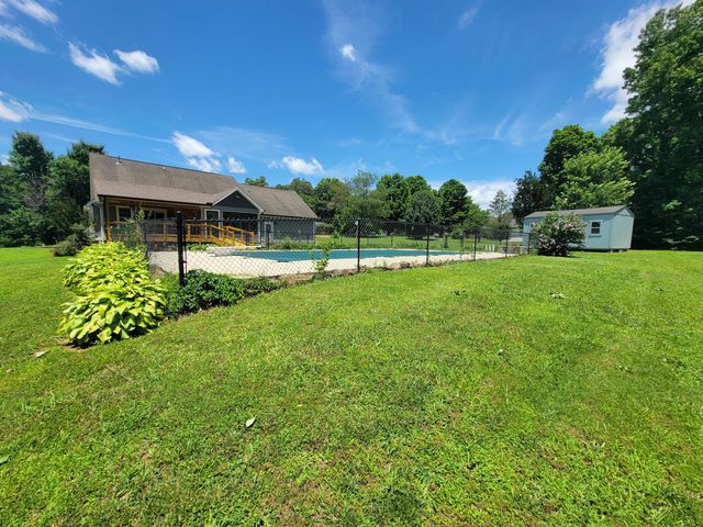 696 Thomas Avenue, Chickamauga, GA 30707