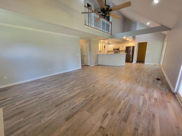 696 Thomas Avenue, Chickamauga, GA 30707