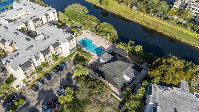 7777 SW 86th St F1-210, Miami, FL 33143