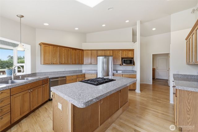 73 Haywire Lane, Sequim, WA 98382