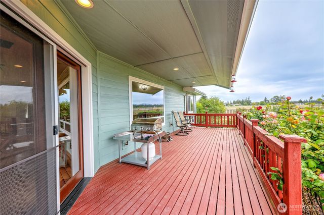 73 Haywire Lane, Sequim, WA 98382