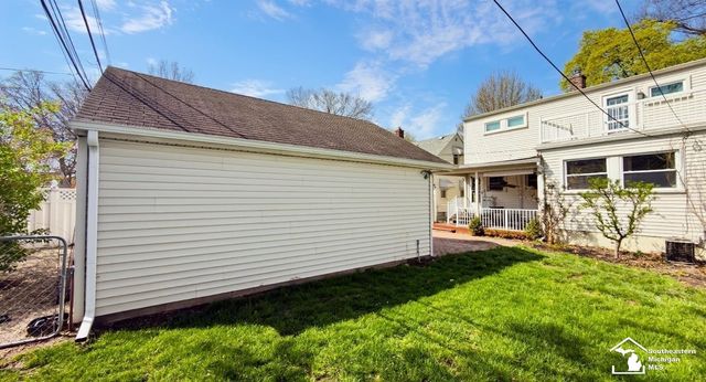 3457 Woodside Drive, Dearborn, MI 48124