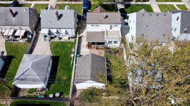 3457 Woodside Drive, Dearborn, MI 48124