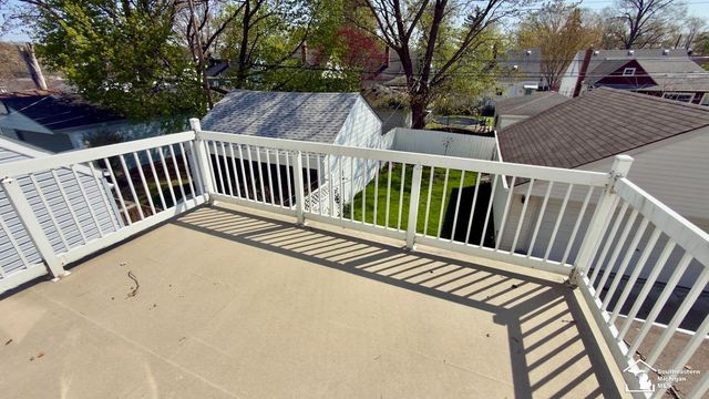 3457 Woodside Drive, Dearborn, MI 48124