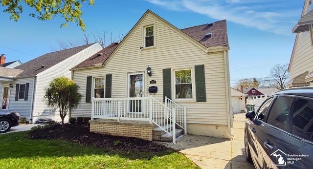 3457 Woodside Drive, Dearborn, MI 48124