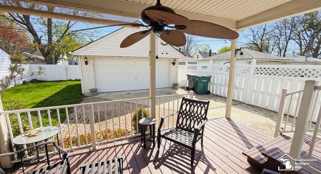 3457 Woodside Drive, Dearborn, MI 48124