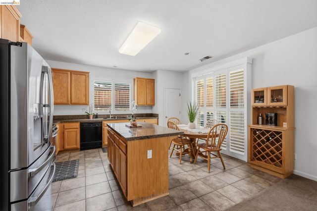 59 Glen Canyon Ct, Pittsburg, CA 94565
