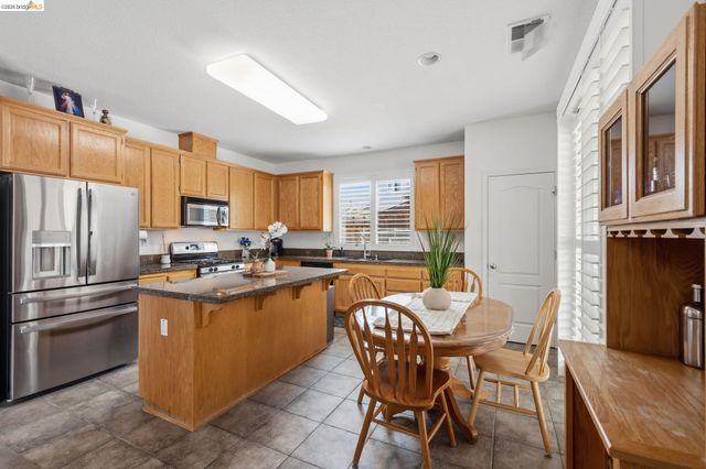 59 Glen Canyon Ct, Pittsburg, CA 94565