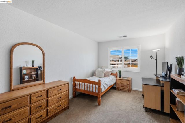 59 Glen Canyon Ct, Pittsburg, CA 94565