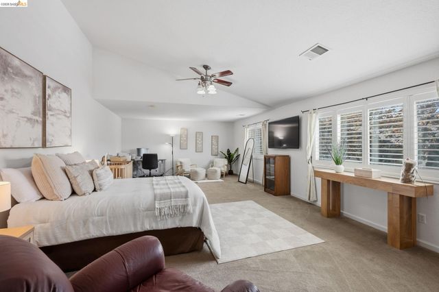 59 Glen Canyon Ct, Pittsburg, CA 94565