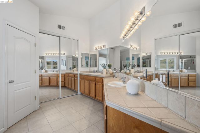 59 Glen Canyon Ct, Pittsburg, CA 94565