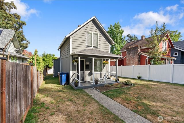 4121 S J Street, Tacoma, WA 98418