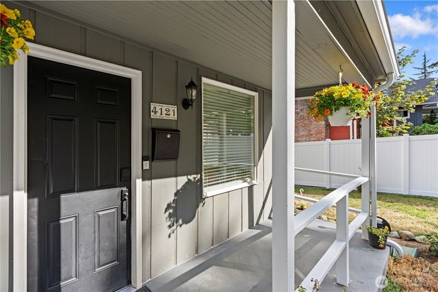 4121 S J Street, Tacoma, WA 98418