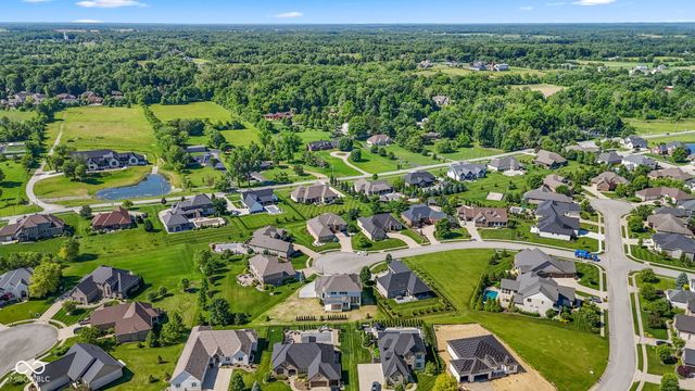 5336 Ashby Court, Greenwood, IN 46143