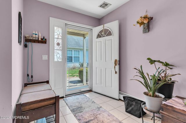 2735 Meadow Lake Drive, Toms River, NJ 08755