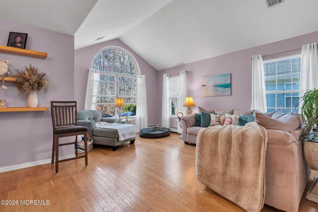 2735 Meadow Lake Drive, Toms River, NJ 08755