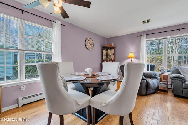 2735 Meadow Lake Drive, Toms River, NJ 08755