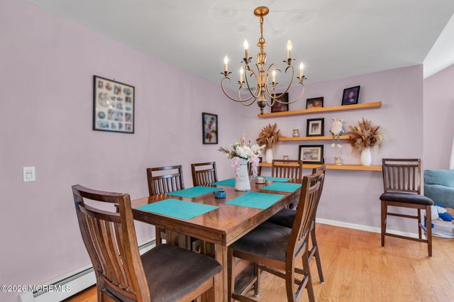 2735 Meadow Lake Drive, Toms River, NJ 08755