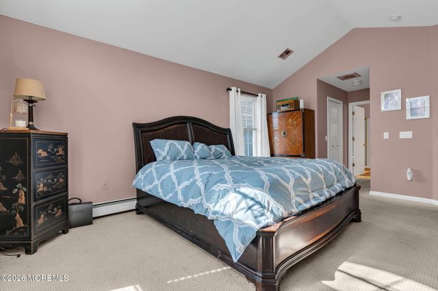 2735 Meadow Lake Drive, Toms River, NJ 08755