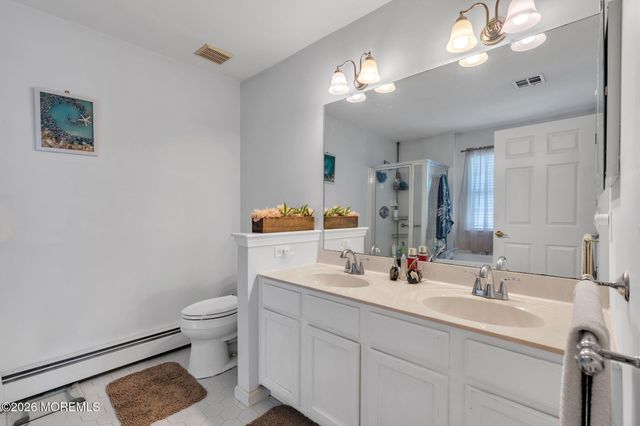 2735 Meadow Lake Drive, Toms River, NJ 08755